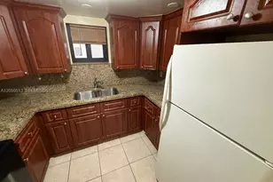 5 Olive Dr, Hialeah, FL 33010 - Photo 2