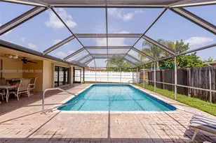 8721 NW 18th St, Pembroke Pines, FL 33024 - Photo 40