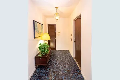 8721 NW 18th St, Pembroke Pines, FL 33024 - Photo 16