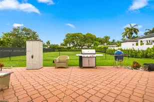 1911 SW 126th Ct, Miami, FL 33175 - Photo 32