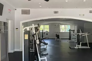 8160 Geneva Ct, Doral, FL 33166 - Photo 14
