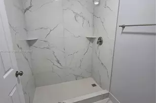 10028 NW 41st St, Doral, FL 33178 - Photo 6