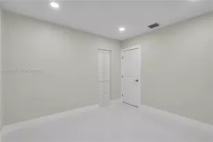 2640 SW 30th Ct, Miami, FL 33133 - Photo 10
