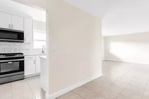 1245 W 24th St, Hialeah, FL 33010 - Photo 4