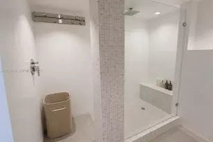 555 NE 15th St, Miami, FL 33132 - Photo 26