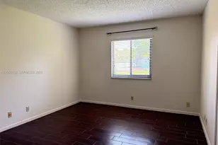 900 SW 9th St Cir, Boca Raton, FL 33486 - Photo 4