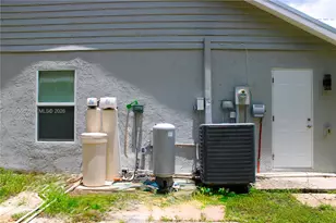 6617 Idlewild St, Fort Myers, FL 33966 - Photo 8