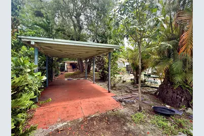 1053 NE 128th St, North Miami, FL 33161 - Photo 12