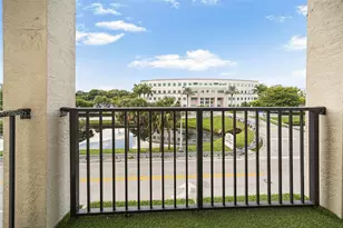 8265 NW 41st St, Doral, FL 33166 - Photo 20