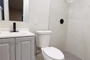 2401 SW 50th Terrace, Plantation, FL 33317 - Photo 18