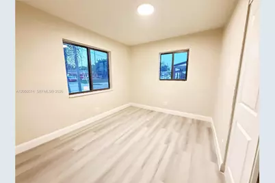 2401 SW 50th Ter, Plantation, FL 33317 - Photo 14