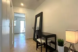 524 Washington Ave, Miami Beach, FL 33139 - Photo 12