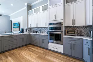 3855 Oak Ridge Cir, Weston, FL 33331 - Photo 16