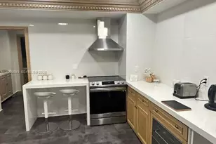 11111 Biscayne Blvd, Miami, FL 33181 - Photo 10