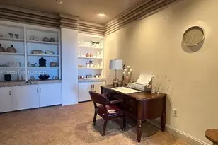 11111 Biscayne Blvd, Miami, FL 33181 - Photo 16