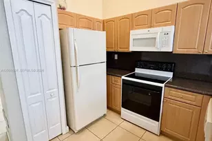 1652 SE 28th St, Homestead, FL 33035 - Photo 14