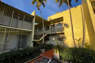 520 NE 38th St, Miami, FL 33137 - Photo 28