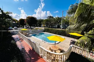 520 NE 38th St, Miami, FL 33137 - Photo 24