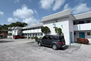 19051 NE 2nd Ave, Miami, FL 33179 - Photo 2