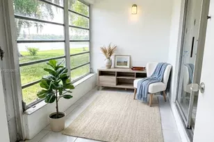 19051 NE 2nd Ave, Miami, FL 33179 - Photo 16