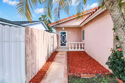 19721 SW 122nd Pl, Miami, FL 33177 - Photo 4