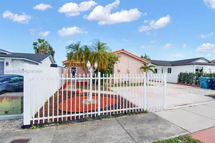 19721 SW 122nd Pl, Miami, FL 33177 - Photo 2