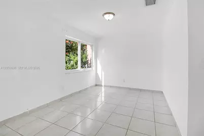 19721 SW 122nd Pl, Miami, FL 33177 - Photo 12