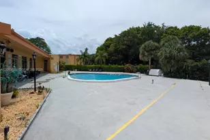 4354 NW 9th Ave, Deerfield Beach, FL 33064 - Photo 14