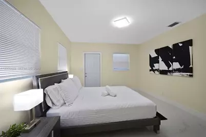 1021 NE 3rd Ave, Fort Lauderdale, FL 33304 - Photo 28