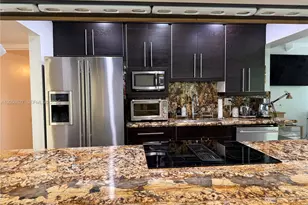 4708 Bayberry Ln, Tamarac, FL 33319 - Photo 4