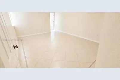 2416 SE 19th Ct #2416, Homestead, FL 33035 - Photo 10
