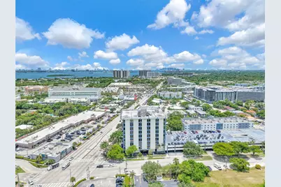 12550 Biscayne Blvd, North Miami, FL 33181 - Photo 24