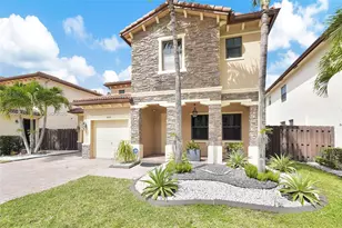 8910 NW 98th Ct, Doral, FL 33178 - Photo 2