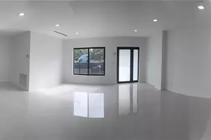 15725 NE 11th Ct, North Miami Beach, FL 33162 - Photo 4