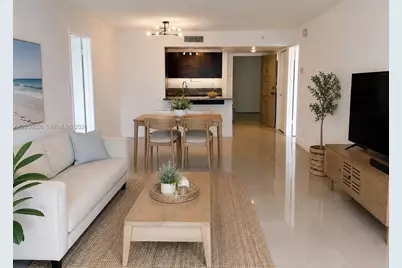 100 Lakeview Dr #316, Weston, FL 33326 - Photo 1