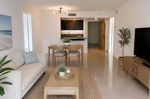 100 Lakeview Dr, Weston, FL 33326 - Photo 1