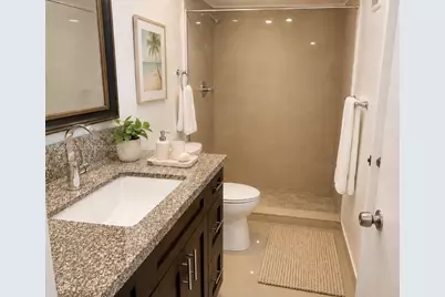 100 Lakeview Dr #316, Weston, FL 33326 - Photo 8