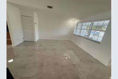 2100 N 52nd Ave, Hollywood, FL 33021 - Photo 6