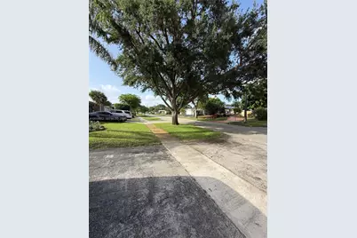 2100 N 52nd Ave, Hollywood, FL 33021 - Photo 40