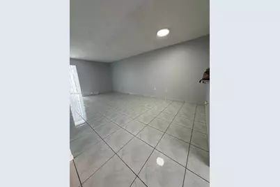 1855 W 60th St #346-B, Hialeah, FL 33012 - Photo 14