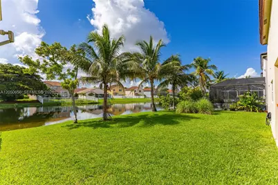 1273 NW 192nd Ter, Pembroke Pines, FL 33029 - Photo 52