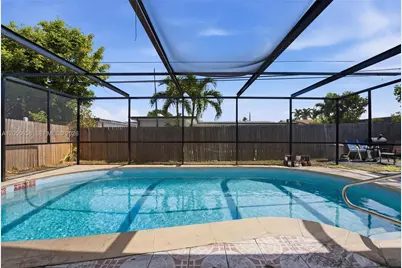 7905 Biltmore Blvd, Miramar, FL 33023 - Photo 20