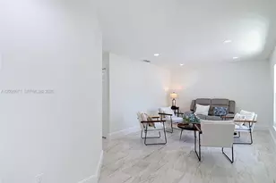 10813 Roundview Ln, Tampa, FL 33624 - Photo 12