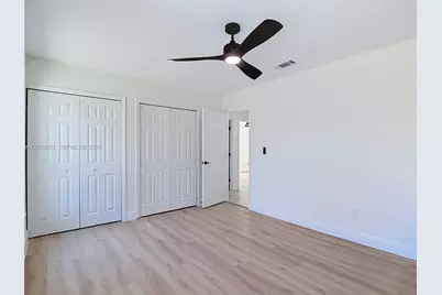 10813 Roundview Lane, Tampa, FL 33624 - Photo 42