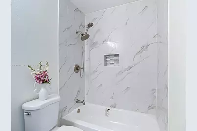 10813 Roundview Lane, Tampa, FL 33624 - Photo 38