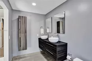 3135 Gifford Ln, Miami, FL 33133 - Photo 14