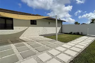 1370 NW 3rd St, Dania Beach, FL 33004 - Photo 32