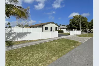 1370 NW 3rd St #., Dania Beach, FL 33004 - Photo 22