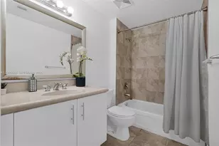 7900 Harbor Island Dr, North Bay Village, FL 33141 - Photo 42