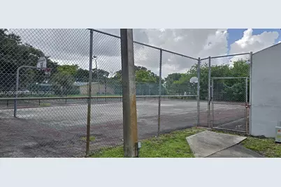 7401 NW 85th St #206, Tamarac, FL 33321 - Photo 8